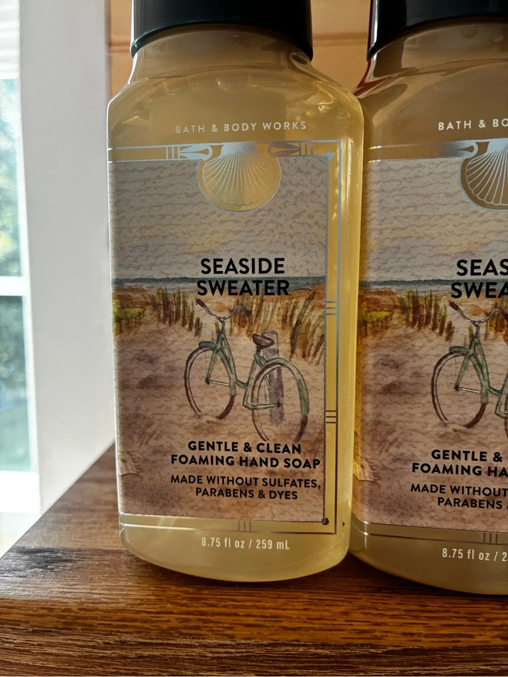 Bath & Body Works Seaside Sweater Foaming Hand Soap - Set of 4 Tan